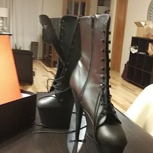Pleasure stripper boots